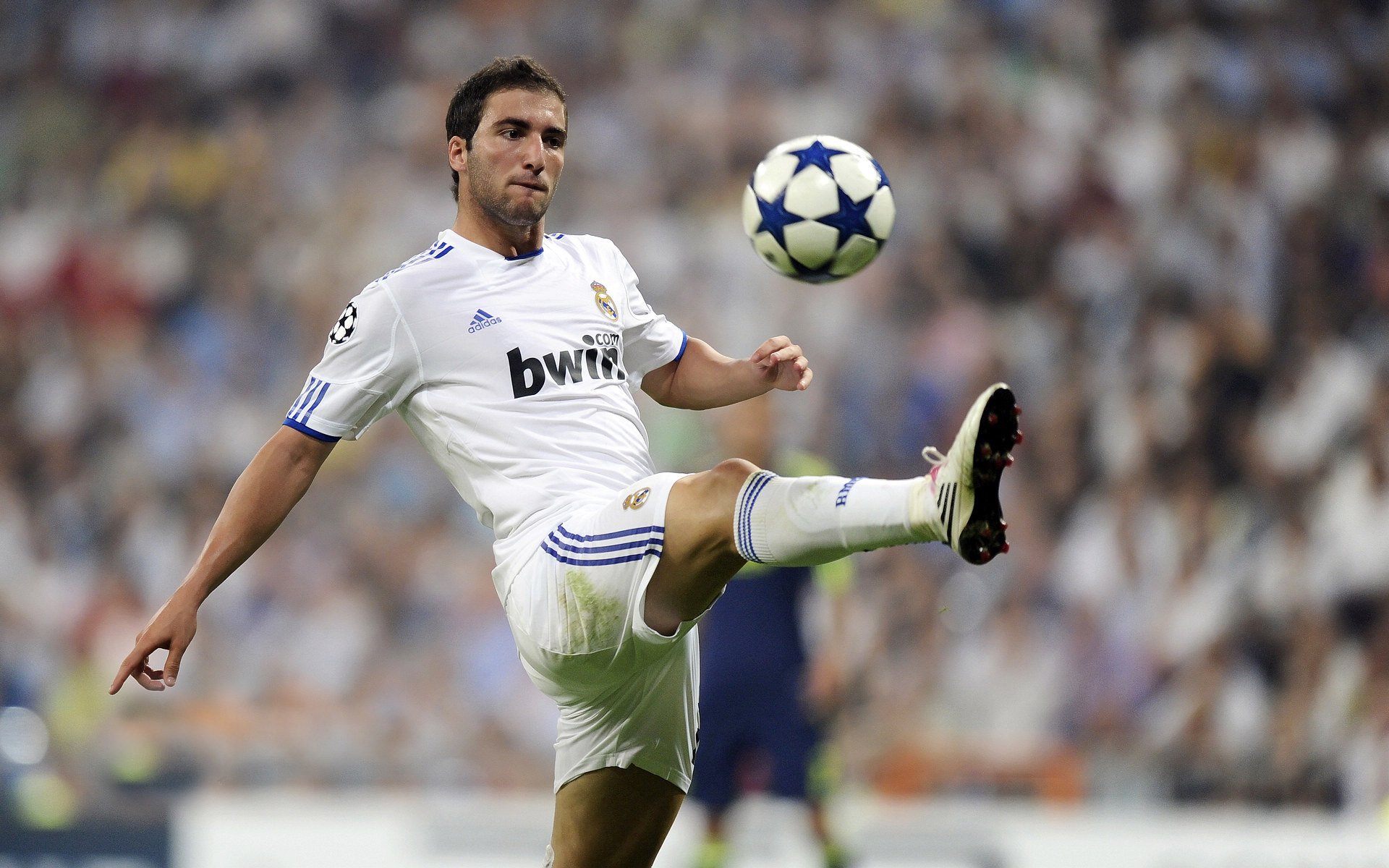 英超史诗战役：血性拼搏永不言弃，英超战绩